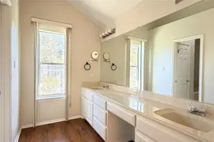 11513 Kempwood Dr, Austin, TX 78750 - Photo 8