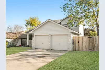 218 Crystal Knoll Boulevard, Georgetown, TX 78626 - Photo 4