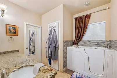 21201 Kiowa Cove, Lago Vista, TX 78645 - Photo 16