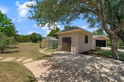 1525 Springlake Drive, Dripping Springs, TX 78620 - Photo 36