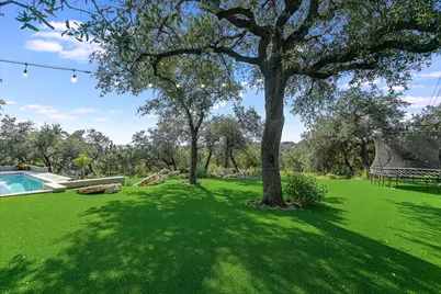 700 Furlong Drive, Austin, TX 78746 - Photo 22