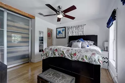 506 W Saint Johns Avenue, Austin, TX 78752 - Photo 18