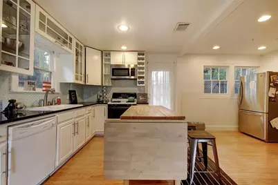 506 W Saint Johns Avenue, Austin, TX 78752 - Photo 8