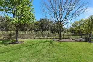 8225 Carranzo Dr, Austin, TX 78735 - Photo 28