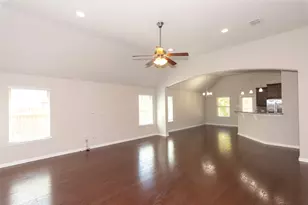1916 Bobbywoods Ln, Manchaca, TX 78652 - Photo 4