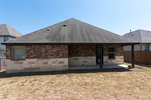 1916 Bobbywoods Ln, Manchaca, TX 78652 - Photo 30