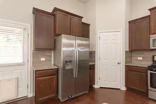 1916 Bobbywoods Ln, Manchaca, TX 78652 - Photo 12