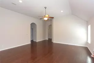 1916 Bobbywoods Ln, Manchaca, TX 78652 - Photo 4