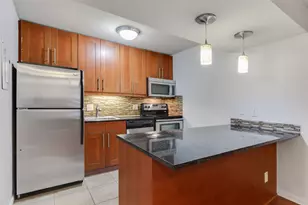 7685 Northcross Dr, Austin, TX 78757 - Photo 6