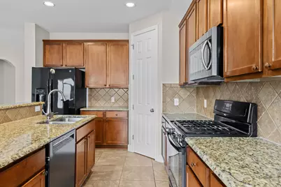 3013 Hawks Swoop Trail, Pflugerville, TX 78660 - Photo 12