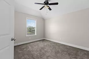 3013 Hawks Swoop Trail, Pflugerville, TX 78660 - Photo 32