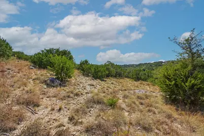 529 Julieanne Cove, Dripping Springs, TX 78620 - Photo 14