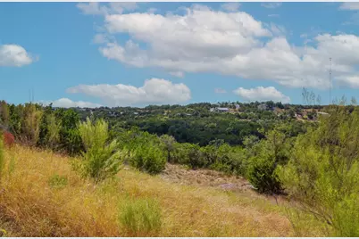 529 Julieanne Cove, Dripping Springs, TX 78620 - Photo 6