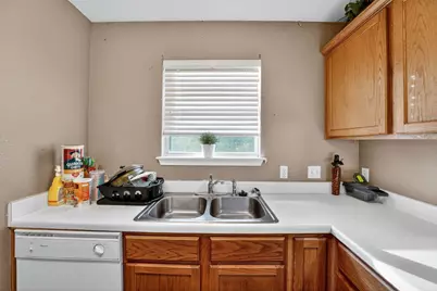 11904 Morning View Drive, Del Valle, TX 78617 - Photo 16