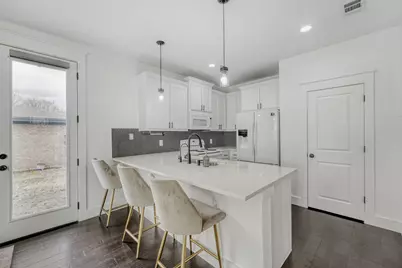 125 Irene Street, Elgin, TX 78621 - Photo 10