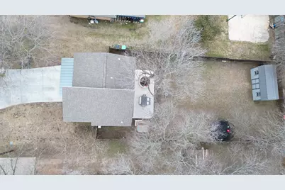 125 Irene Street, Elgin, TX 78621 - Photo 24