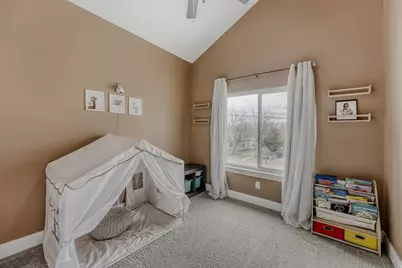 125 Irene Street, Elgin, TX 78621 - Photo 18