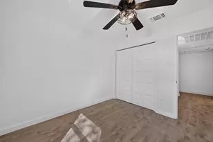 2124 Burton Dr, Austin, TX 78741 - Photo 10