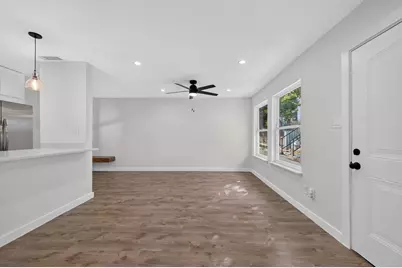 2124 Burton Drive #133, Austin, TX 78741 - Photo 2