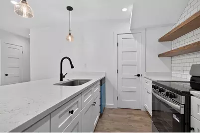2124 Burton Drive #133, Austin, TX 78741 - Photo 8