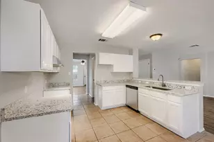 708 Pampas Ricas Dr, Leander, TX 78641 - Photo 4