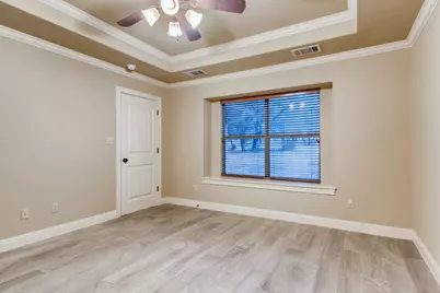 300 Venture Boulevard S, Point Venture, TX 78645 - Photo 10