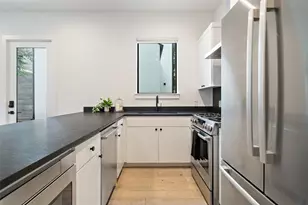 1903 Frazier Ave, Austin, TX 78704 - Photo 8