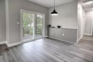 121 S Kanaio Dr, Bastrop, TX 78602 - Photo 6