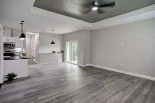 121 S Kanaio Dr, Bastrop, TX 78602 - Photo 24