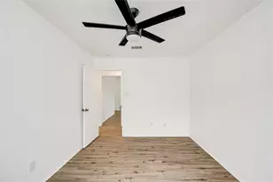 6705 Lancret Hill Dr, Austin, TX 78745 - Photo 20