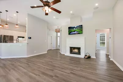 408 Cargill Drive, Briarcliff, TX 78669 - Photo 4