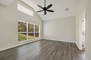 408 Cargill Dr, Briarcliff, TX 78669 - Photo 12