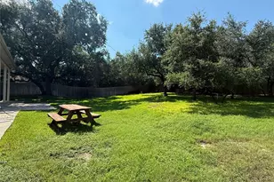 408 Cargill Dr, Briarcliff, TX 78669 - Photo 22