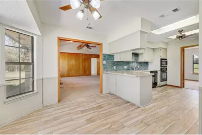 207 Rancho Bueno Drive, Georgetown, TX 78628 - Photo 18