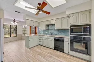 207 Rancho Bueno Dr, Georgetown, TX 78628 - Photo 14
