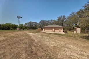 207 Rancho Bueno Dr, Georgetown, TX 78628 - Photo 34