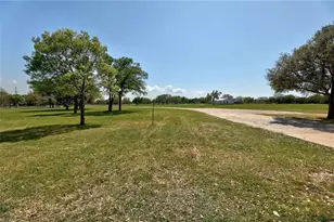207 Rancho Bueno Dr, Georgetown, TX 78628 - Photo 6