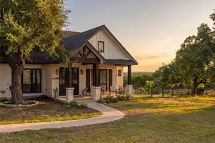 115 N Calvin Barrett, Blanco, TX 78606 - Photo 4