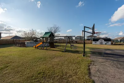 12106 Laws Road, Buda, TX 78610 - Photo 34