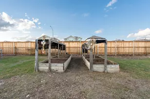 12106 Laws Rd, Buda, TX 78610 - Photo 40