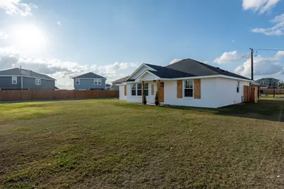 12106 Laws Road, Buda, TX 78610 - Photo 22