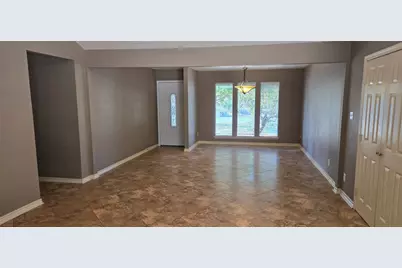 2104 Village Way Drive, Austin, TX 78745 - Photo 4