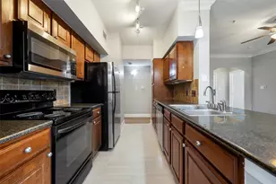 7701 Rialto Blvd, Austin, TX 78735 - Photo 8