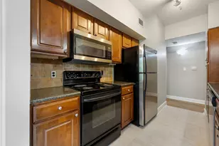 7701 Rialto Blvd, Austin, TX 78735 - Photo 10