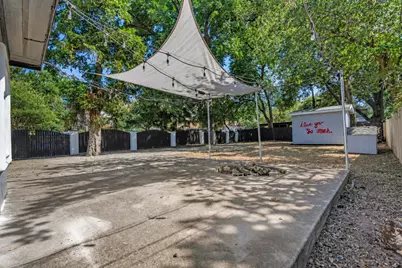 1915 Canterbury Street, Austin, TX 78702 - Photo 4