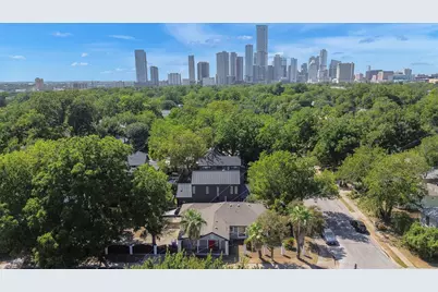 1915 Canterbury Street, Austin, TX 78702 - Photo 2