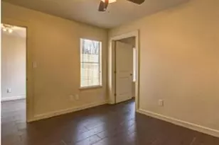 6403 Auburn Dr, Austin, TX 78723 - Photo 8