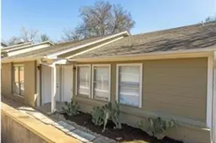 6403 Auburn Dr, Austin, TX 78723 - Photo 2
