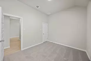 123 Tolo Dr, Elgin, TX 78621 - Photo 18