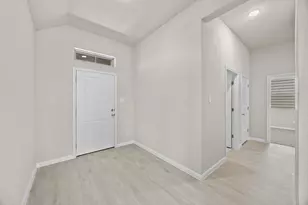 123 Tolo Dr, Elgin, TX 78621 - Photo 16